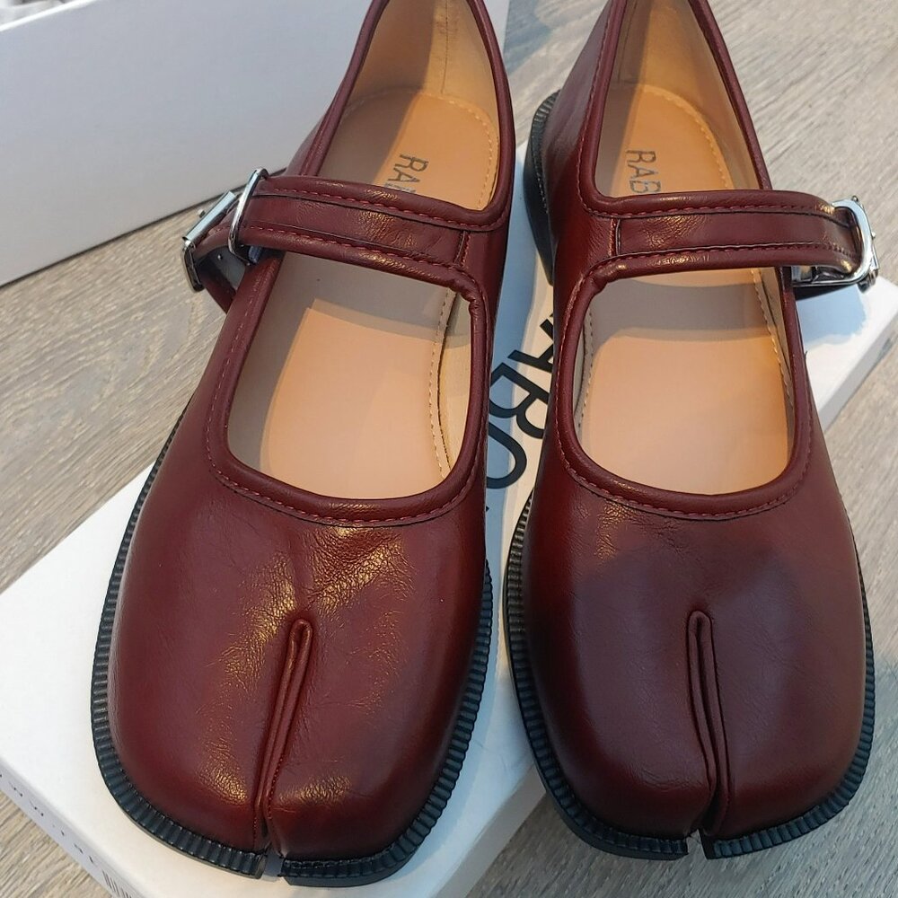 Tabi Mary Janes